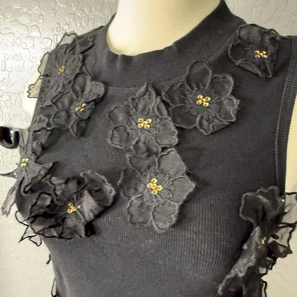 By Anthropologie Sleeveless 3D Floral Appliqué Top, M, 4112972460004 - Picture 2 of 5
